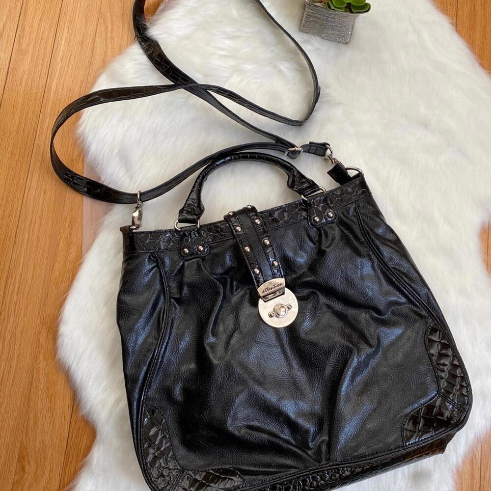 Black Leather Women's Tote Bag with Adjustable Strap